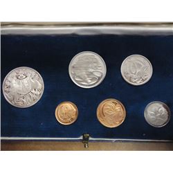 1966 AUSTRALIA 6 COIN MINT SET IN HARD BLUE CASE