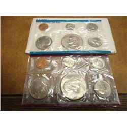 1977 US MINT SET (UNC) P/D (WITH ENVELOPE)