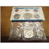 Image 1 : 1977 US MINT SET (UNC) P/D (WITH ENVELOPE)