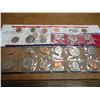 Image 1 : 1987 & 1989 US MINT SETS P/D (WITH ENVELOPES)
