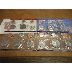 1991 & 1992 US MINT SETS P/D (WITH ENVELOPES)