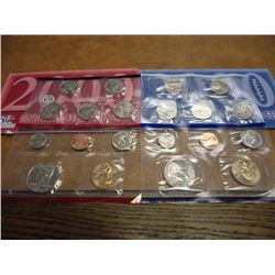 2000 US MINT SET (UNC) P/D (WITH ENVELOPE)