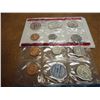 Image 2 : 1969 US MINT SET (UNC) P/D/S (WITH ENVELOPE)
