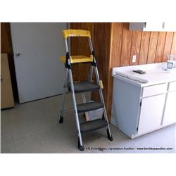 COSCO ALUMINUM & POLY FOLDING LADDER