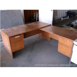 4-DRAWER CORNER WOOD DESK