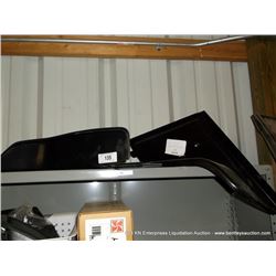 LOT: PLASTIC BODY PANELS