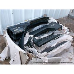 LOT: FENDERS