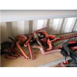 LOT: 3-POINT LIFT GEARS