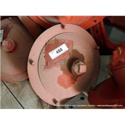 FORD TRACTOR ARM/HUB