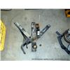 Image 1 : LOT: CART HITCH & TRAILER HITCHES