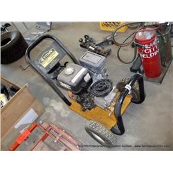 TITAN 2200 PSI PRESSURE WASHER