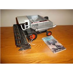 Allis Chalmers Gleaner