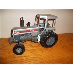 White Tractor 2-135 Series 3