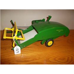 John Deere 12A Clipper