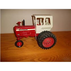 IHC Farmall 1256