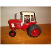 Image 1 : IHC Farmall 1586