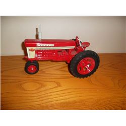 Farmall 560