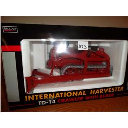 IH ID 14 Crawler / Blade