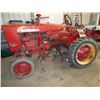 Image 1 : 1972 IH 140 Tractor