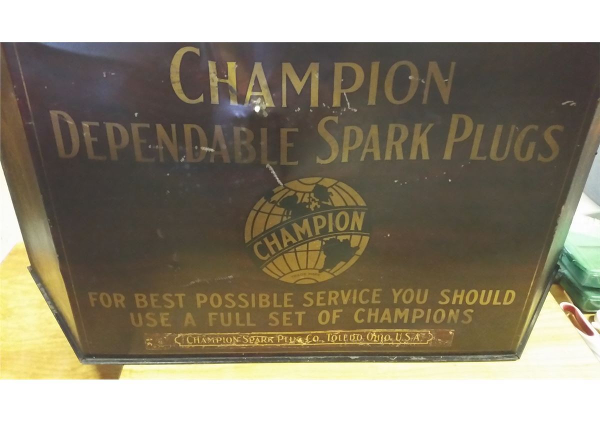 Spark Plug Display Rack - Bodnarus Auctioneering