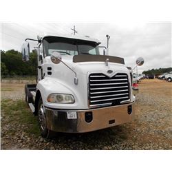 2005 MACK VISION CXN613 T/A TRUCK TRACTOR, S/N 1M1AK06Y45N001836, MACK DIESEL ENG, 10 SPD TRANS, 40K