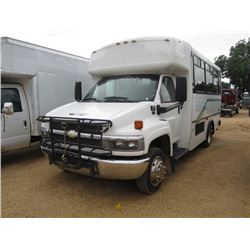 2006 CHEVROLET C4500 BUS, S/N 1GBE4V12X6F411584, DURAMAX DIESEL ENG, A/T, 13 PASSENGER, WHEELCHAIR A