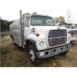1986 FORD 8000 T/A TANKER TRUCK, S/N 1FDYW80U8GVA00789, 3208 CAT DIESEL ENGINE, 10 SPD TRANS, 38K RE