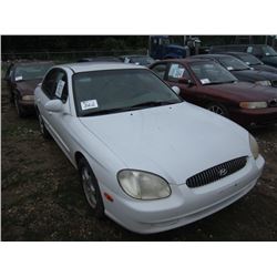 2001 HYUNDAI SONATA 4 DOOR SEDAN, S/N KMHWF35V91A396998, GAS ENG, A/T, ODOMETER READING 210,967 MILE