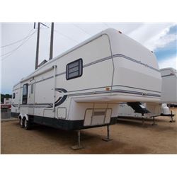 1997 KOUNTRY STAR 35' T/A GOOSENECK TRAVEL TRAILER, S/N 1N8RK3433V0075692, 1 SLIDE OUT