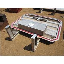 ALUMINUM HEADACHE RACK