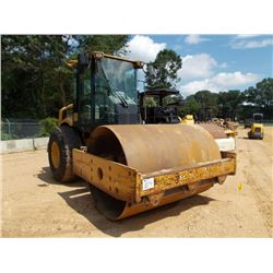 CAT CS-563D VIBRATORY ROLLER, S/N 9MW00852, (01 YR) SMOOTH DRUM 84", ECAB W/AIR, METER READING 3,442