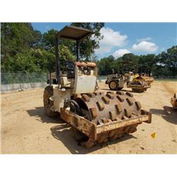 INGERSOLL-RAND SD40F VIBRATORY ROLLER, S/N 148246, 54" DRUM, CANOPY, METER READING 2,790 HRS