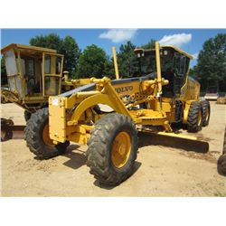 VOLVO G940 MOTOR GRADER, S/N 525209 (11 YR) 14' MOLDBOARD W/TIP CONTROL, SCARIFIER, ECAB W/AIR, 14.0