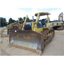 KOMATSU D65EX-15 CRAWLER TRACTOR, S/N 67420, SEMI-U BLADE W/TILT, CANOPY, METER READING 4,997 HRS