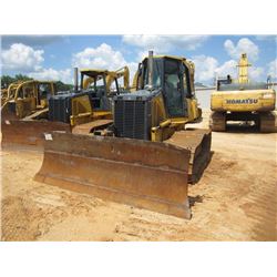 JOHN DEERE 700J LGP CRAWLER TRACTOR, S/N 122329, (06 YR) 6 WAY BLADE, ECAB W/AIR, METER READING 943 