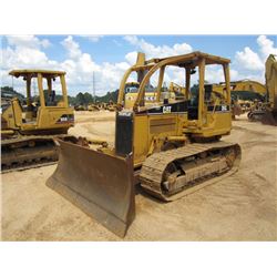 CAT D5C III CRAWLER TRACTOR,S/N 5HS00664, 6 WAY BLADE, CANOPY, SWEEPS, METER READING 4,522 HRS