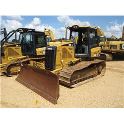 CAT D4K LGP CRAWLER TRACTOR, S/N RRR00191, (08 YR) 6 WAY BLADE, CANOPY, SIDE & REAR SCREEN, METER RE