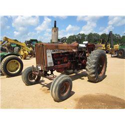 MCCORMICK FARMALL 806 FARM TRACTOR, S/N 11059Y, 3 PTH, PTO, 1 HYD REMOTE, DIESEL ENG, 18.4-38 REAR T