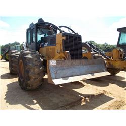 CAT 525C GRAPPLE SKIDDER, S/N 52501547 (12 YR) SINGLE ARCH, WINCH, ECAB W/AIR, 30.5L-32 TIRES, METER
