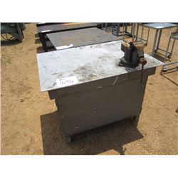 3'X4' METAL WORK TABLE W/VISE