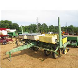 JOHN DEERE 7200 6 ROW PLANTER MAX EMERGE 2