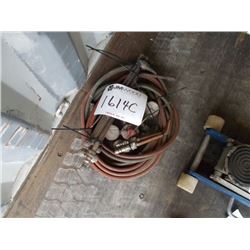 SMITH CUTTING TORCH W/GAUGES, HOSE, 2 CUTTING HEADS, ROSE BUD, 3 BRAZING TIPS