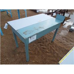 30" X 48" METAL TABLE