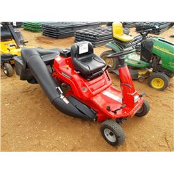 SNAPPER 33" RIDING MOWER W/BAG