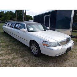 2003 LINCOLN TOWN CAR LIMOUSINE, S/N 1LNHM82WX3Y626812, GAS ENG, A/T, 4 DOOR STRETCH BODY, ODOMETER 