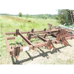 11 SHANK FIELD CHISEL PLOW