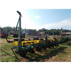JOHN DEERE 7300 MAX EMERGE 2 8 ROW PLANTER, S/N B665409
