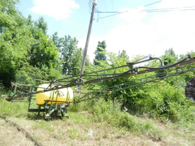 VAN SPRAY RIG, S/N 19731, 3 PTH, 300 GAL TANK, PTO DRIVEN PUMP, 60 ...