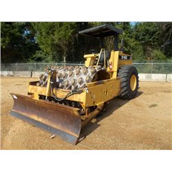 CAT CP-563C VIBRATORY ROLLER, S/N 5JN00378, 84" PADFOOT DRUM, BACKFILL BLADE, CANOPY (BAD DRIVE MOTO