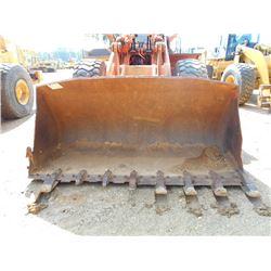 FIAT ALLIS FR160.2 WHEEL LOADER, S/N 582577, GP BUCKET, ECAB W/AIR, 23.5R25 TIRES, METER READING 5,0